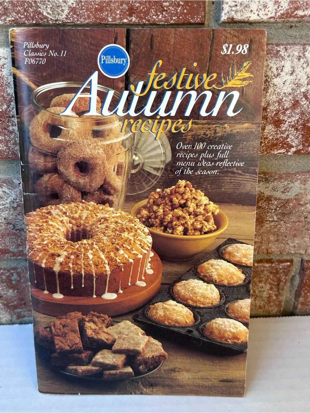 Pillsbury Festive Autumn Recipes Cook Booklet Classics #11 F06770 Fall